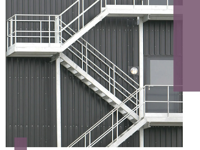 Изготовление и монтаж пожарных лестниц в Ачинске быстро и надежно