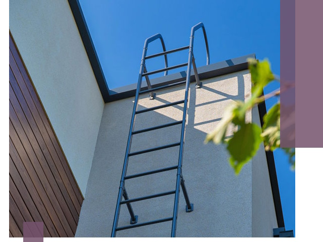 Лестницы на крышу в Ачинске — изготовление, монтаж, демонтаж