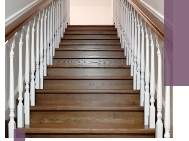 Лестницы из ясеня на заказ в Ачинске — изготовление и монтаж