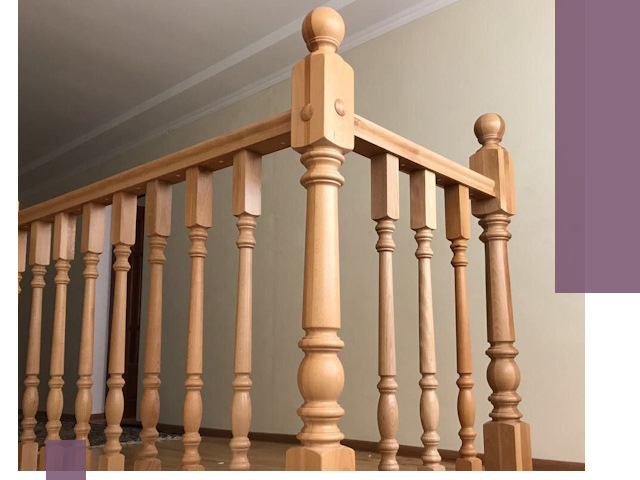 Деревянные перила на заказ в Ачинске: монтаж и изготовление