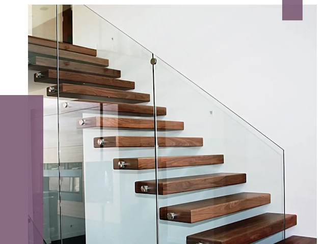 Стеклянные перила для лестницы в Ачинске от 14689 руб.