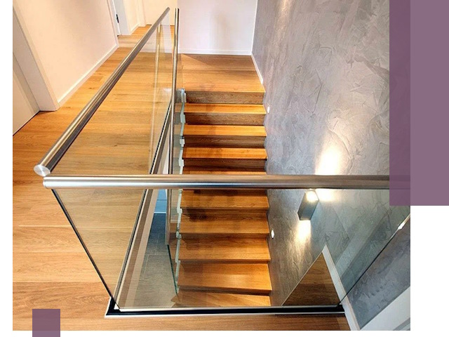 Перила для лестницы в доме — изготовление и монтаж в Ачинске