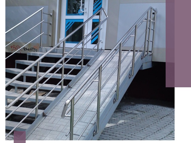 Пандус на крыльцо под ключ в Ачинске: монтаж и изготовление