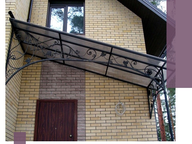 Односкатные козырьки из металла под ключ в Ачинске