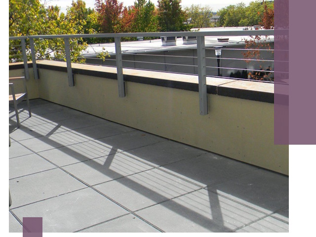 Металлические парапеты под ключ в Ачинске: монтаж и изготовление