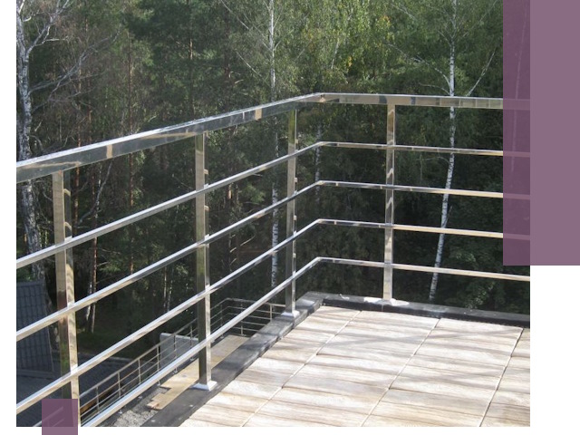 Парапеты из нержавеющей стали в Ачинске — изготовление и монтаж