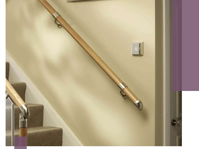 Монтаж пристенных поручней профессионально в Ачинске